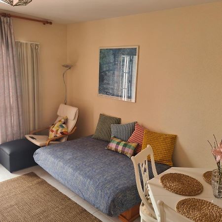 Apartamento En Mijas Con Terraza, Capacidad Para 5 Personas Con Piscina De Temporada Málaga Kültér fotó